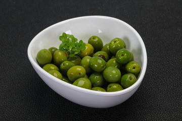 Green Campo Real olives in the bowl