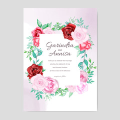 Wedding invitation card with beautiful flowers and leaves Premium Vector