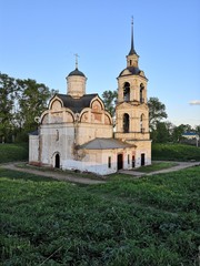 church of the holy trinity