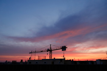 Obraz premium gazometro al tramonto 