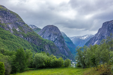 Fototapeta na wymiar clouds over Stalheim pass in Norway