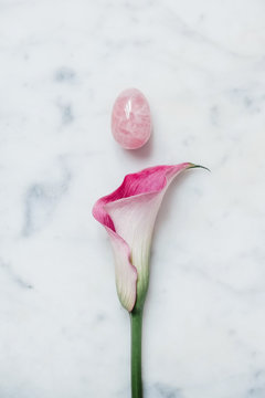 Pink quartz yoni egg