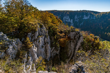 Autumn hike in the Danube valley