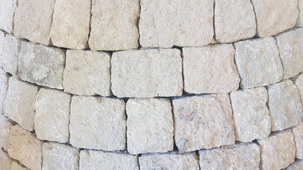 Runde Steinwand - Stein auf Stein