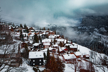 Vista da cidade de Murren nos alpes suiços