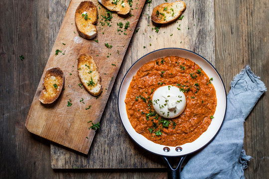 Romesco (bell pepper) sauce with burrata and bread