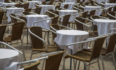 No guests in the gastronomy because of the crisis