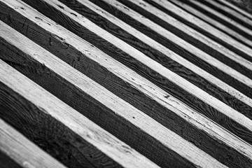 Wooden texture in dynamic mix, black and white