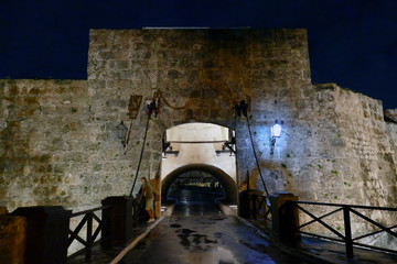 Walking across the chained bridge towards the majestic entrance of Morro castle