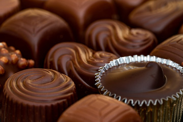 Feine Pralinen aus Schokolade 