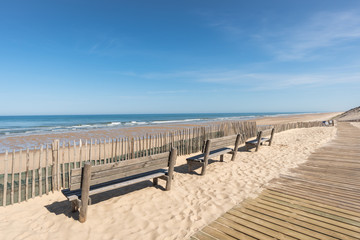 Fototapeta na wymiar Hourtin plage (Gironde, France) près de Lacanau sur la côte Atlantique