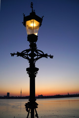 Obraz premium Sonnenuntergang an der Aussenalster
