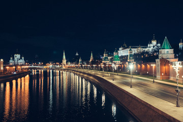 Fototapeta na wymiar Night view of Kremlin and the embankment, which are absolutely empty due to a quarantine