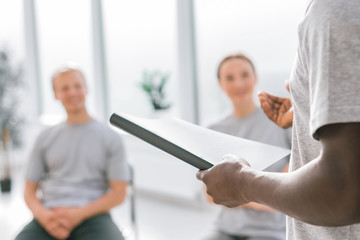 Fototapeta premium close up. group of young people discussing their ideas