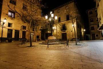 Fototapeta na wymiar San Martin square at night in Haro La Rioja Spain