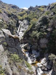CASCADA ESCONDIDA