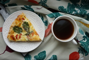 Quiche, cheese, tomato and spinach pie