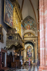 Fototapeta na wymiar The interior of the Duomo Cattedrale di S. Maria Matricolare cathedral in Verona, Italy