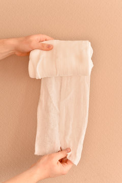 Man holding gause
