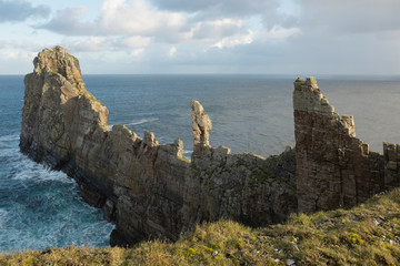 The Big Key (An Eochair Mhór) Rock Fin and Cliffs on Tory Island, County Donegal, Ireland © DorSteffen