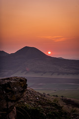 Rana is a significant three-peak mountain 457m. in the western part of Ceske stredohori. The Rana...