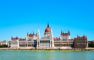 Obraz premium Hungarian parliament in Budapest
