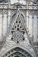 vista facciata esterna chiesa Sagrata Famiglia, Barcellona