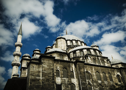 Yeni Cami also knows as the New Mosque which sits along the Bosphorus, Istanbul, Turkey
