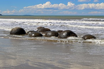 Moeraki Boulders