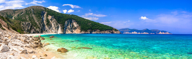 Fototapeta na wymiar Best beaches of Kefalonia island - Myrtos with turquoise transparent sea. Greece, Ionian islands