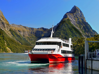 New Zealand, Milford Sound Tours Cruise ship in  Fiordland National Park, South Island