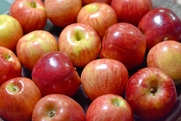 apples