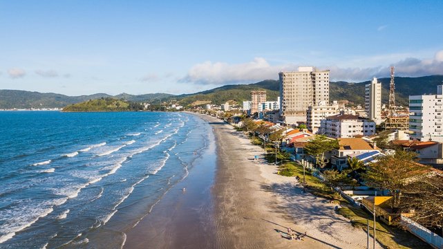 Perequê beach - Porto Belo - SC. Aerial view of Perequê Beach, in Porto Belo - Santa Catarina - Brazil