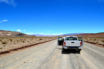 Fototapeta na wymiar Provincial route 129 before reaching Santa Rosa de los Pastos Grandes