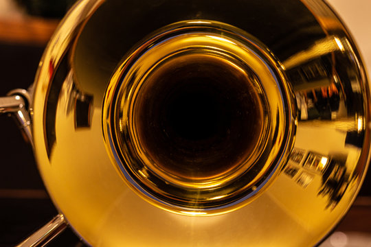 closeup of tenor trombone