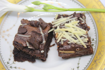 Black forest cake in oval plate