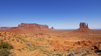 Fototapeta na wymiar Monument Valley in Utah - famous landmark - travel photography