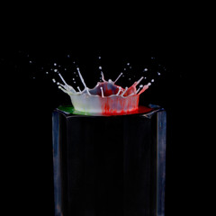 Liquid Drop Art Crown Shape On Glass Stopper