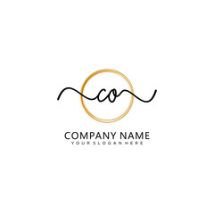 Obraz premium CO initial Handwriting logo vector templates