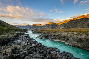 Fototapeta na wymiar Katun river. Mountain Altai.
