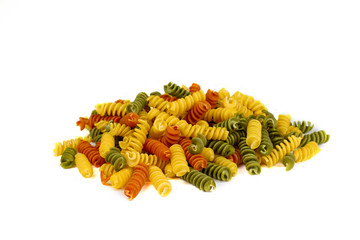 Eierteigware fusilli in bunten Farben