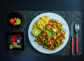 fried noodle chili with seafood and ingredient 