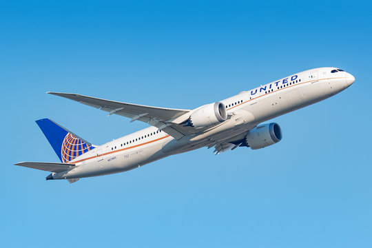 United Airlines Boeing 787 airplane at Frankfurt