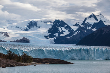 Perito Moreno glacier frozen fields mountain landscape cloudy day