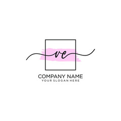 Obraz premium VC initial Handwriting logo vector template