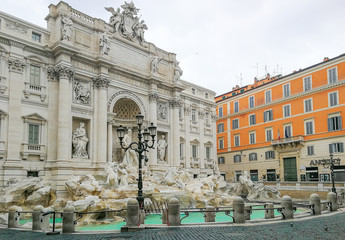 Following the coronavirus outbreak, the italian Government has decided for a massive curfew, leaving even the Old Town, usually crowded, completely deserted. Here in particular the Trevi Fountain