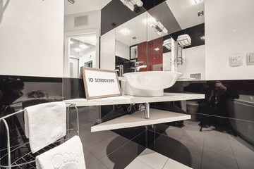 Hi-Tech in apartment architecture 