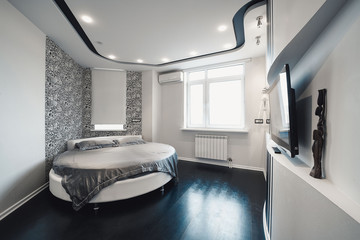 Hi-Tech in apartment architecture 