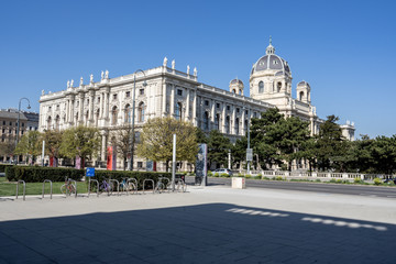 Fototapeta na wymiar Empty streets of Vienna city center in spring