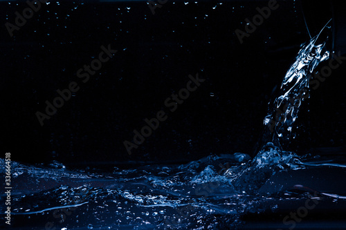 透明感のある水の美しい背景 Wall Mural Wallpaper Murals Studio I M S 透明感のある水の美しい背景 Wall Mural Wallpaper Murals Studio I M S